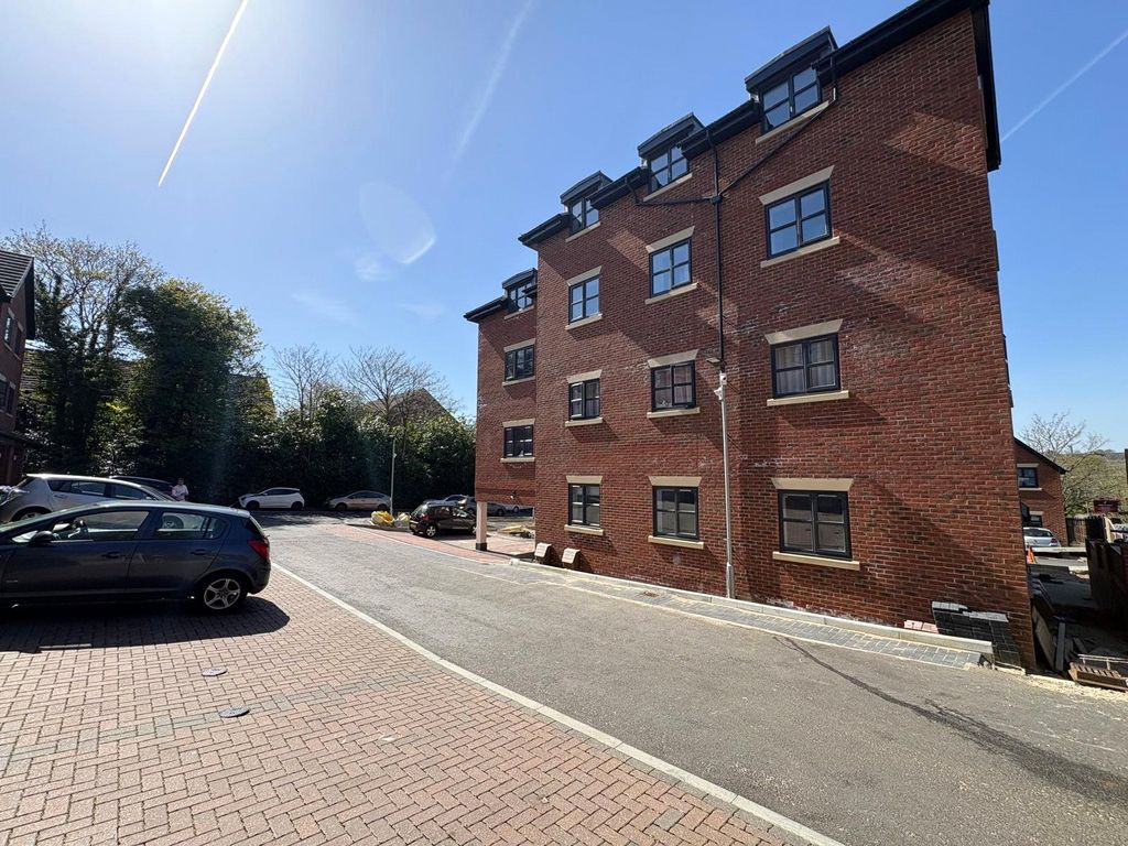 Property photo 1 of 11 Picture No. 12