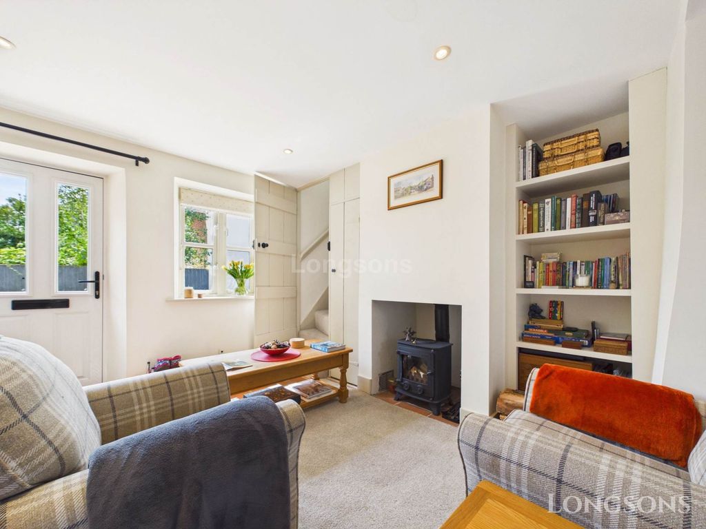 Property photo 2 of 13