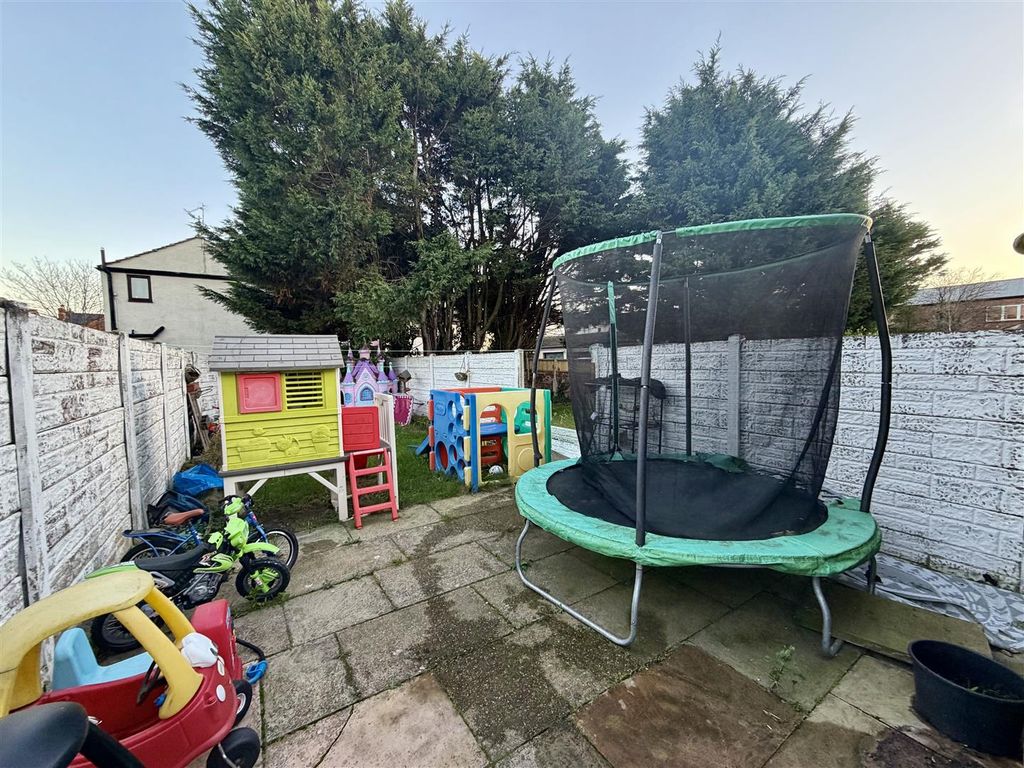 Property photo 3 of 12 Img_4964.Jpeg