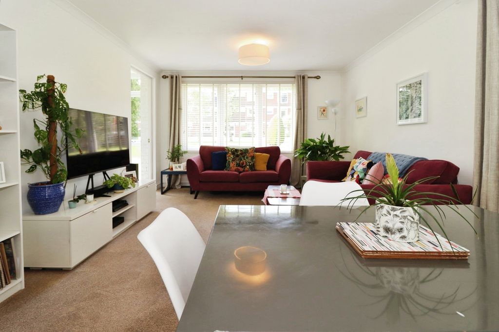 Additional image 9 of 2 bed flat for saleMarlborough Drive, Frenchay, Bristol BS16