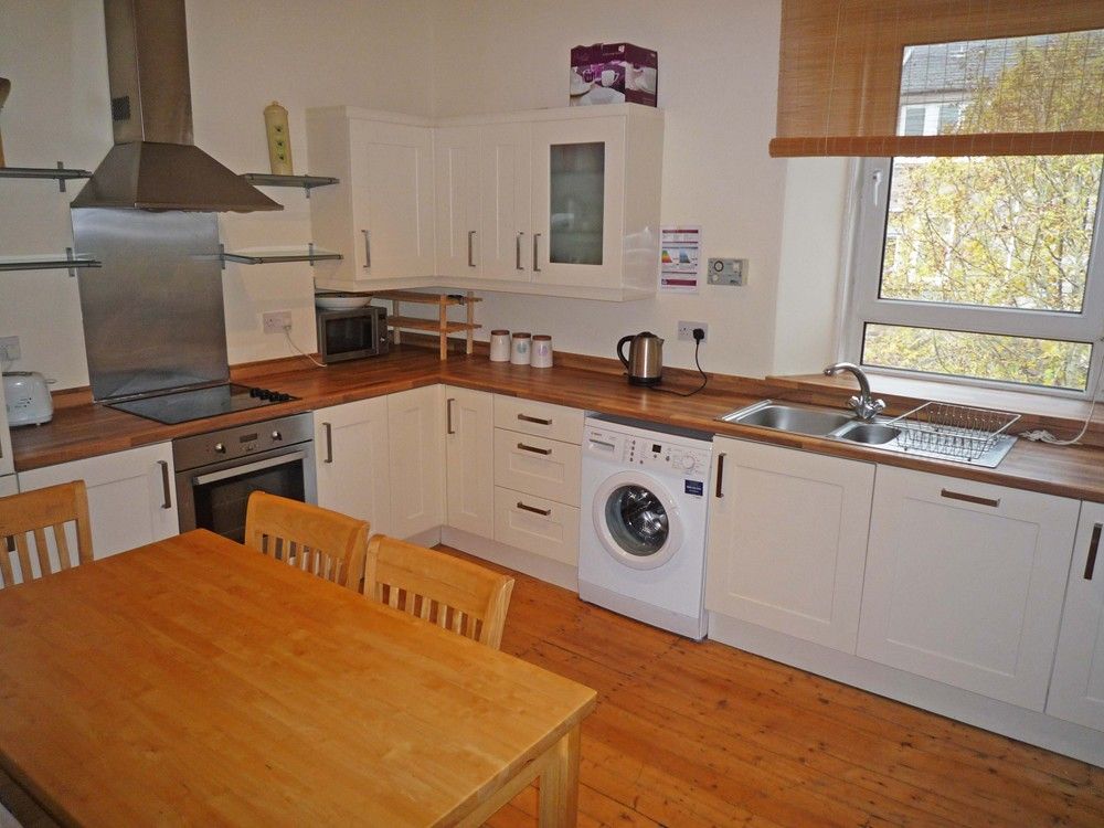 Property photo 2 of 5 Wallfieldcres36F4