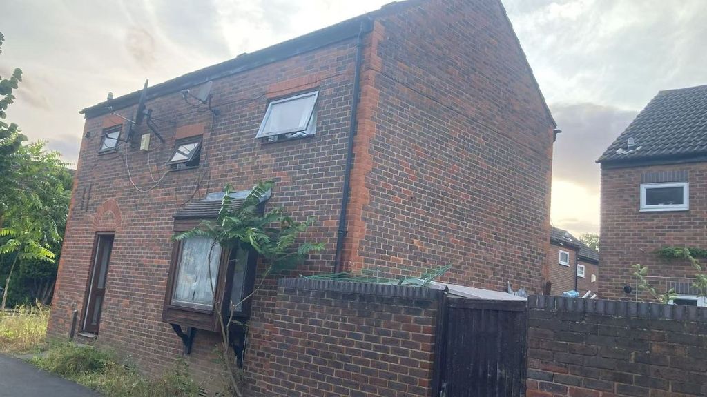 Property photo 1 of 14