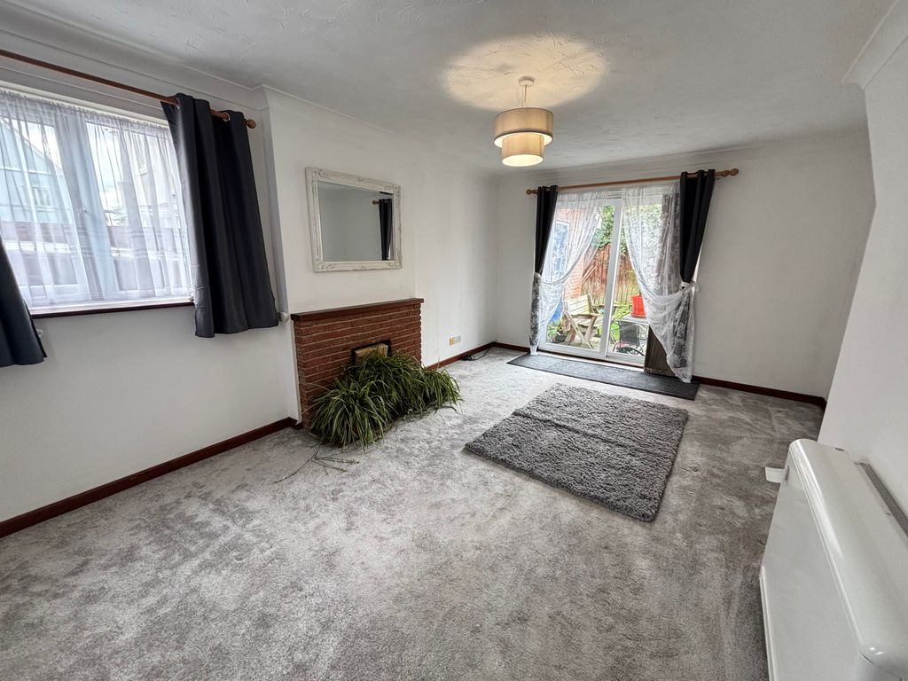 Property photo 3 of 17 Image