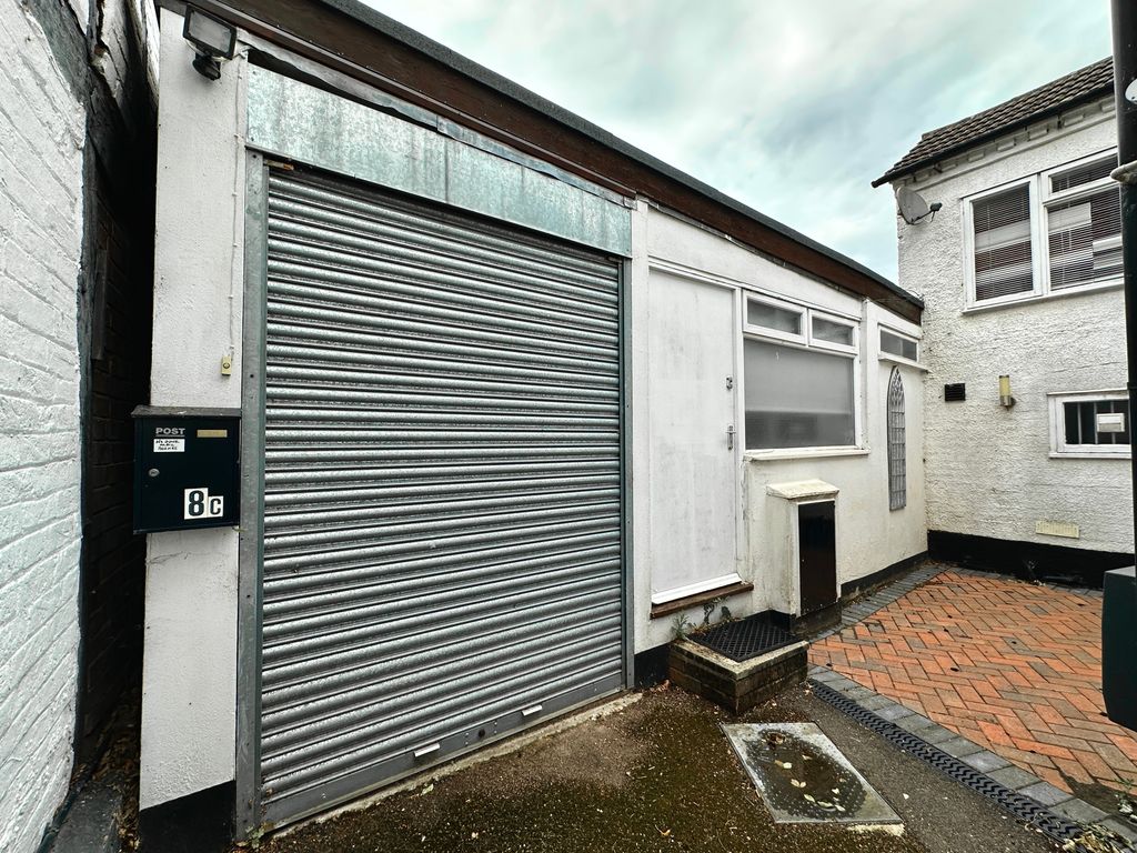 Property photo 2 of 10