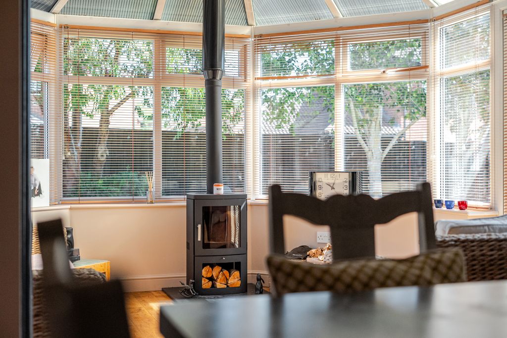 Property photo 3 of 26 1320981-14-6870Decb66c08