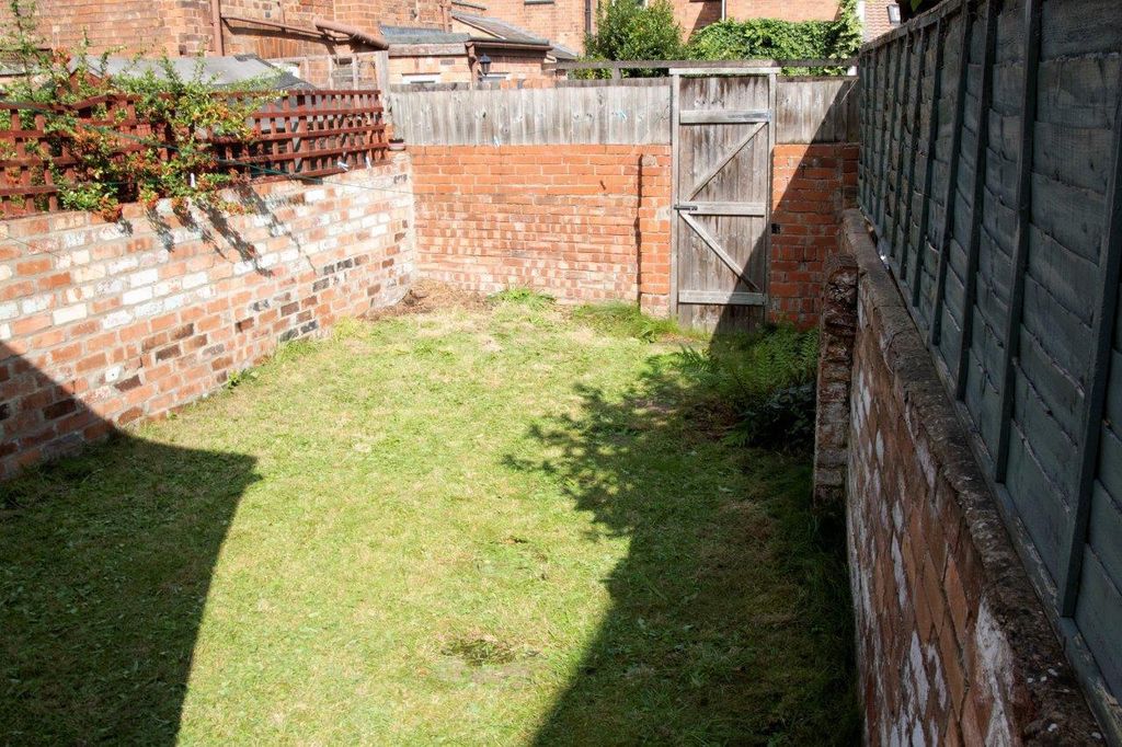 Property photo 3 of 9