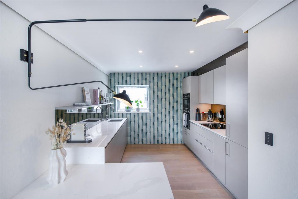 Additional image 9 of 5 bed flat to rentCentury Buildings, St Mary's Parsonage, Manchester M3