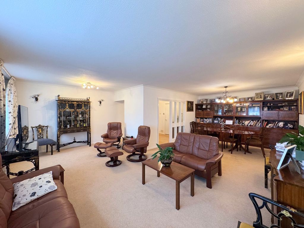 Property photo 1 of 23 Lounge/Dining Area