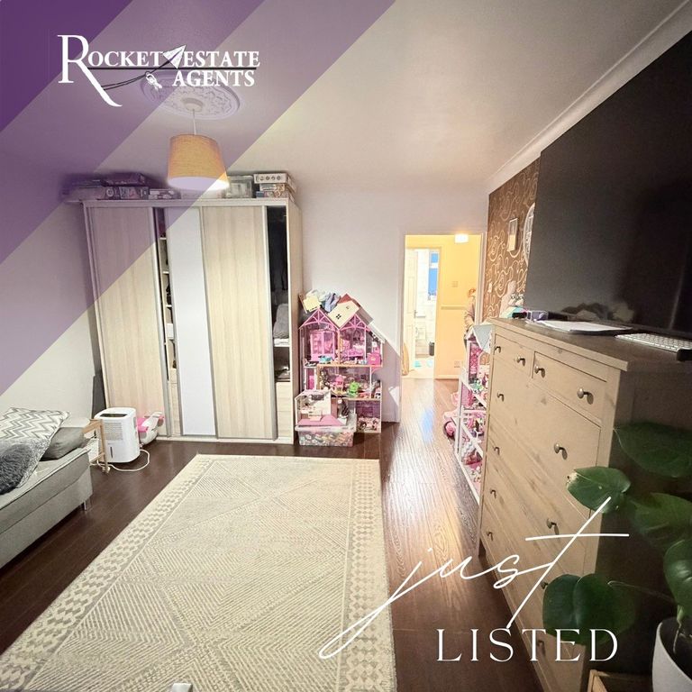 Property photo 2 of 9 Living Room