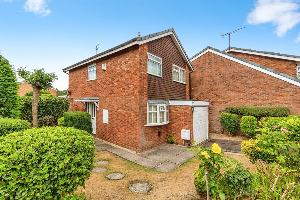 Property photo 2 of 16