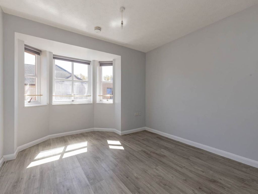 Property photo 2 of 12 78461_Orwellter-003