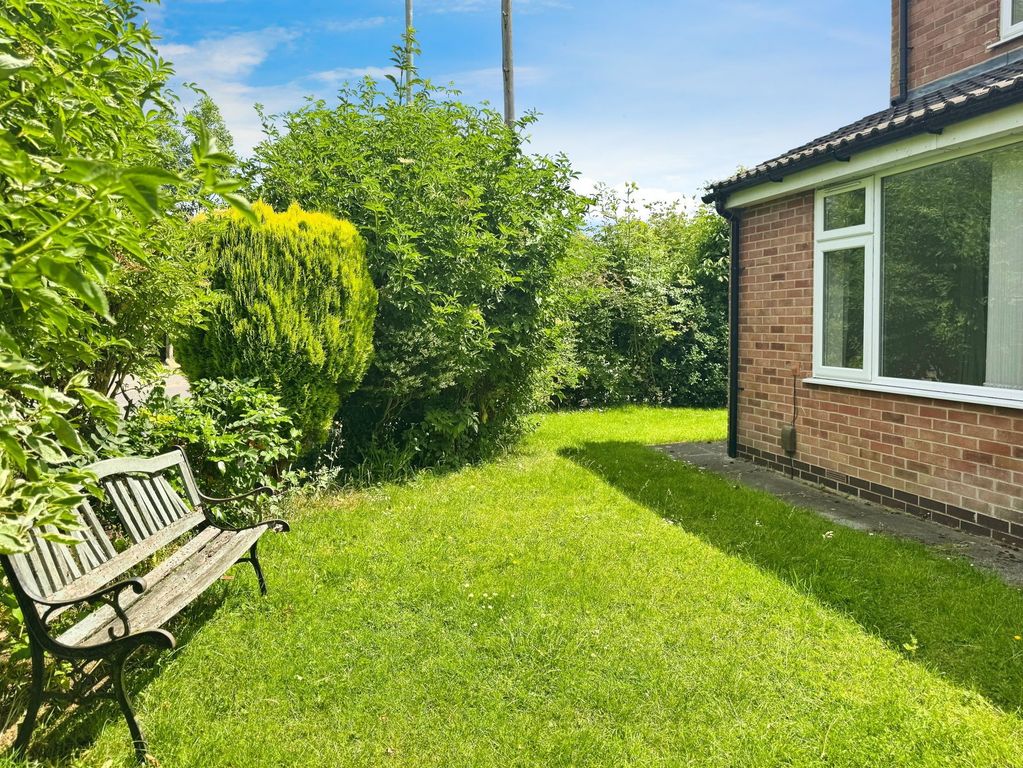 Property photo 2 of 21