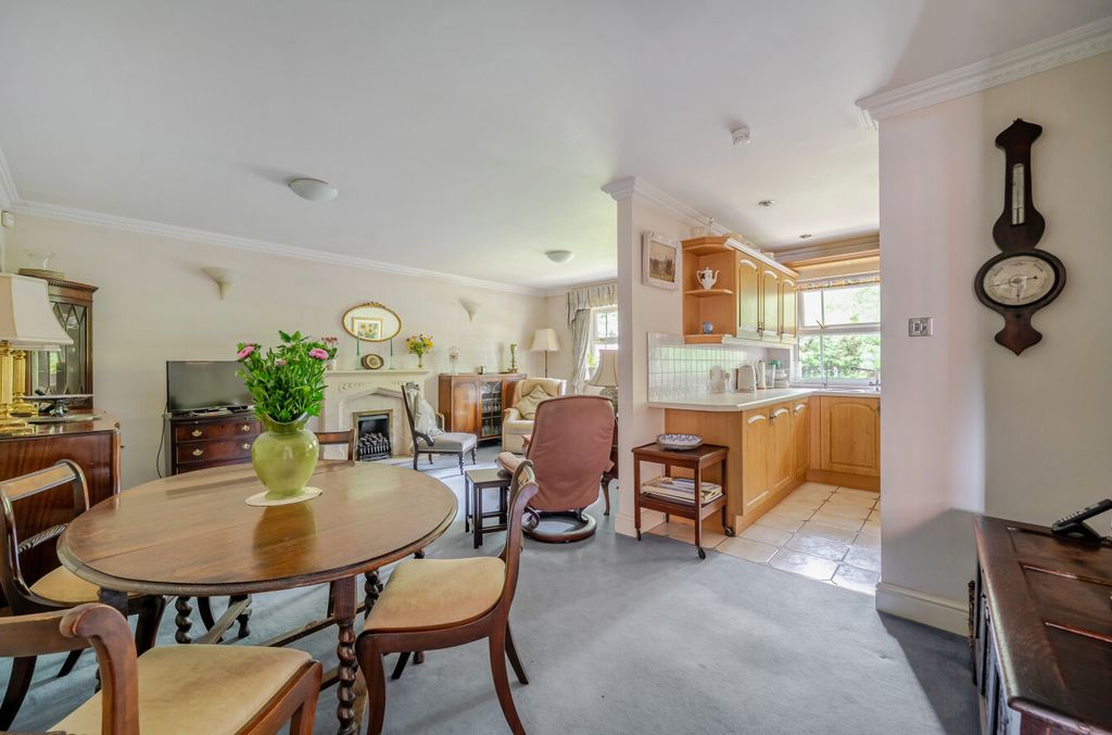 Property photo 3 of 17 1347276-12-68B83A...