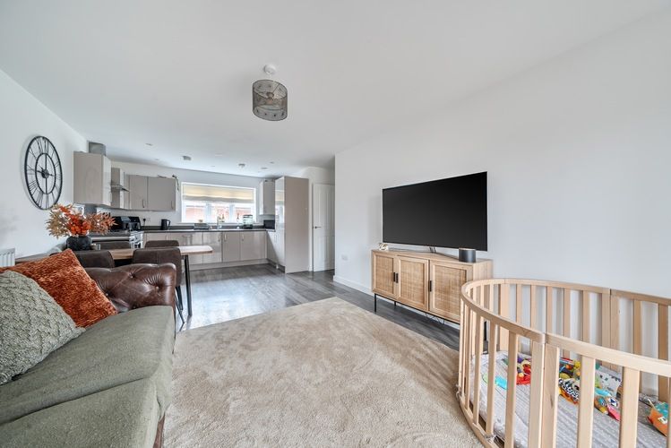 Property photo 1 of 20