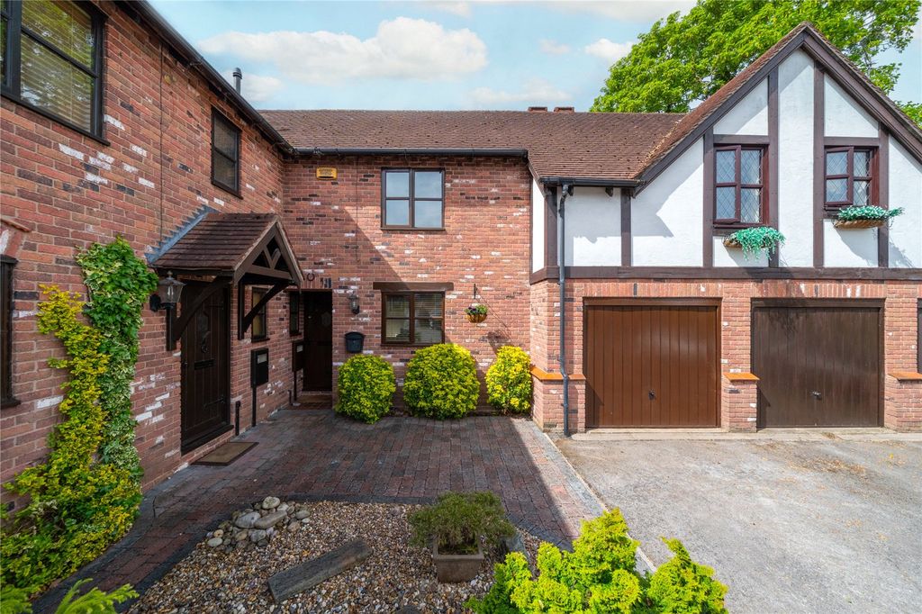 Property photo 2 of 34 Picture No. 04