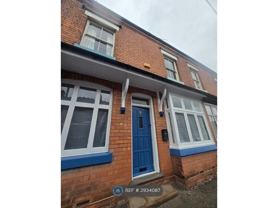 Property photo 2 of 11