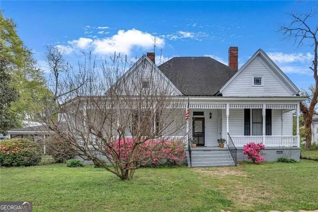 Property photo 1 of 24