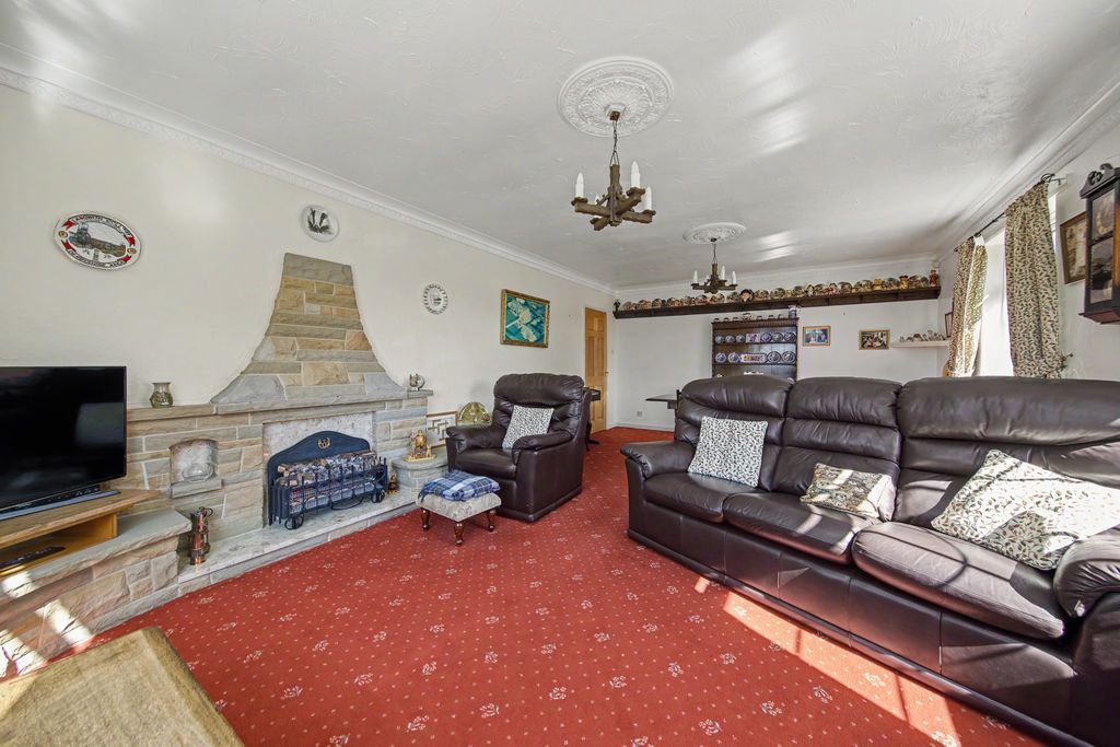 Property photo 2 of 30 Lounge Diner