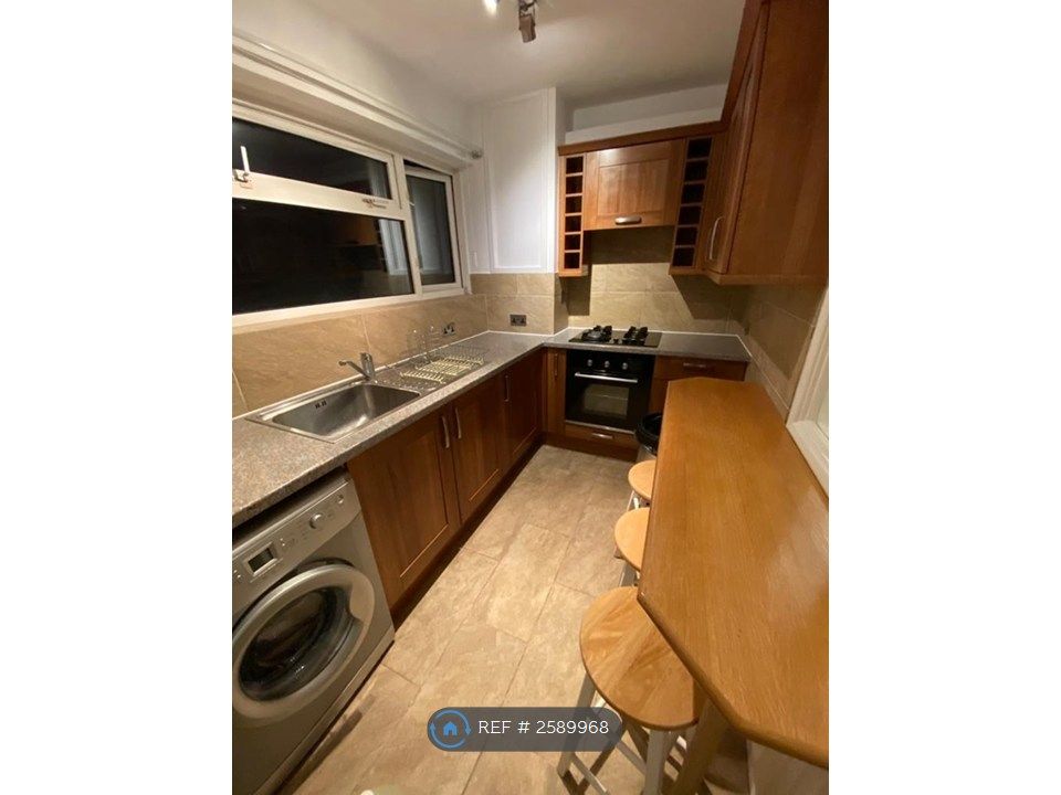 Property photo 3 of 11 Kitchen - Fitted Kitchen Fridge, Washing Machine