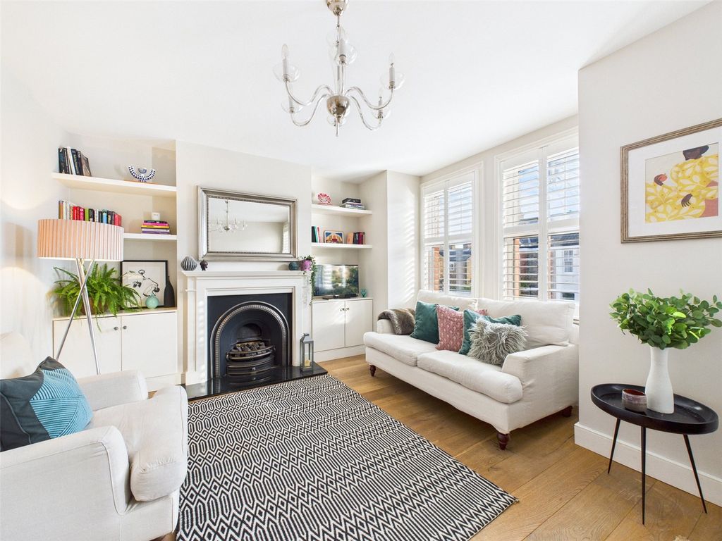 Property photo 2 of 16 Picture No. 03