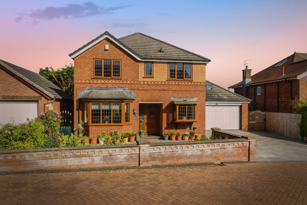 Property photo 2 of 36 Pbox-Img.Jpg