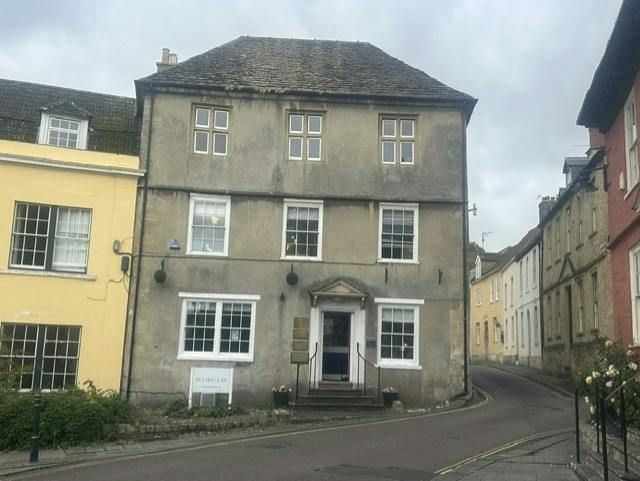 Property photo 1 of 5 Frontage (Dry Weather).Jpeg