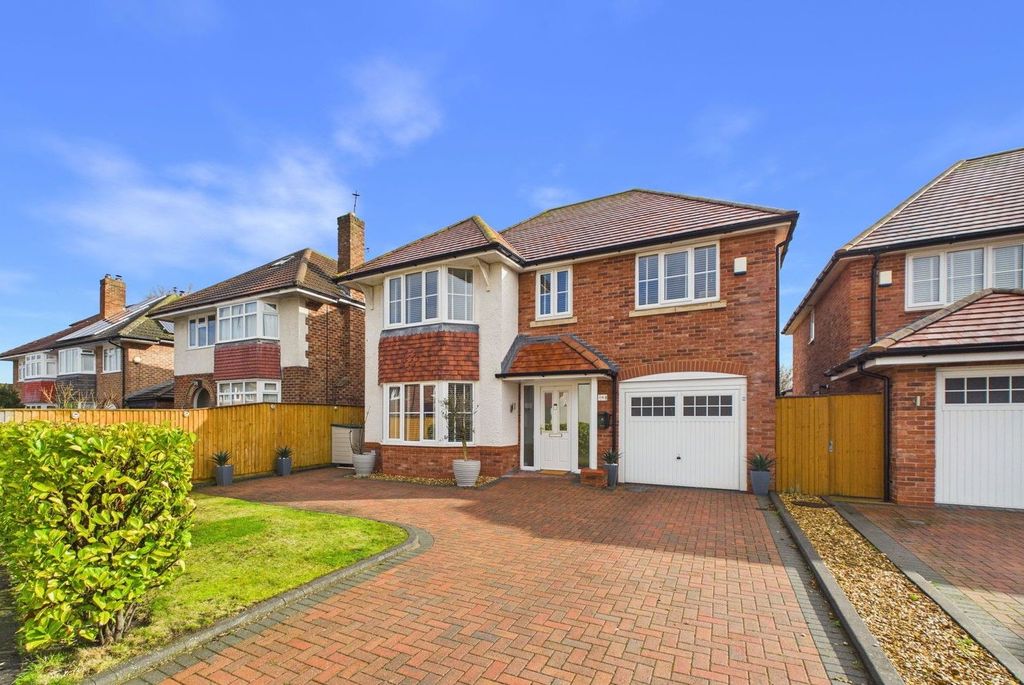 Property photo 1 of 42