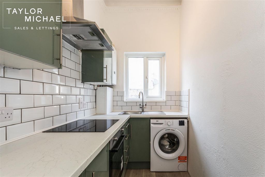 Property photo 1 of 12 Kitchen