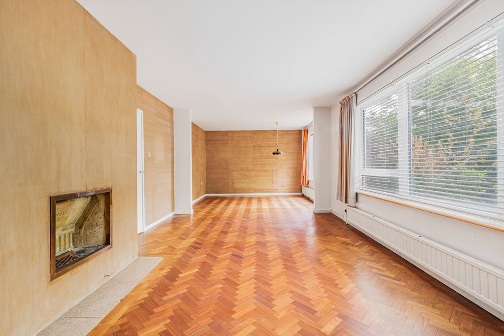 Property photo 3 of 27 1059148