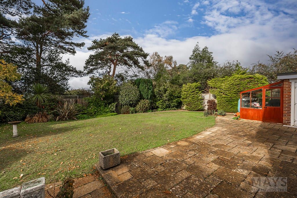 Property photo 3 of 31