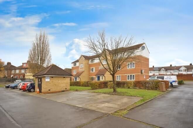 Property photo 1 of 9 Exterior