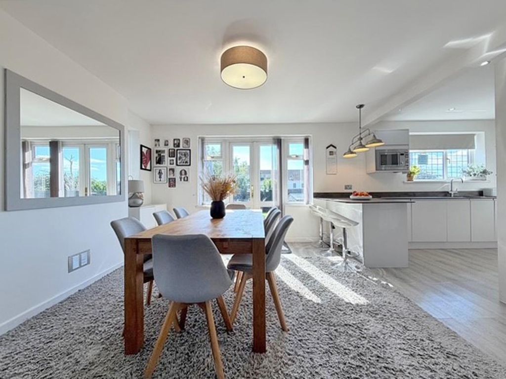 Property photo 3 of 18 Bowers Drive 1 - Kitchen Diner.Jpg