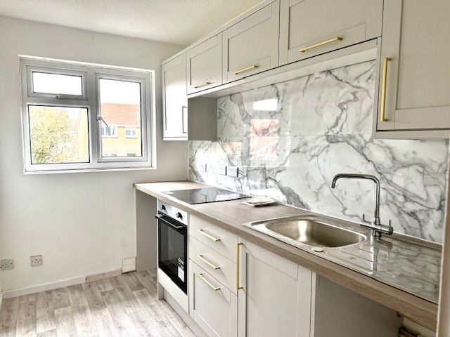 Property photo 1 of 7 Img_8704