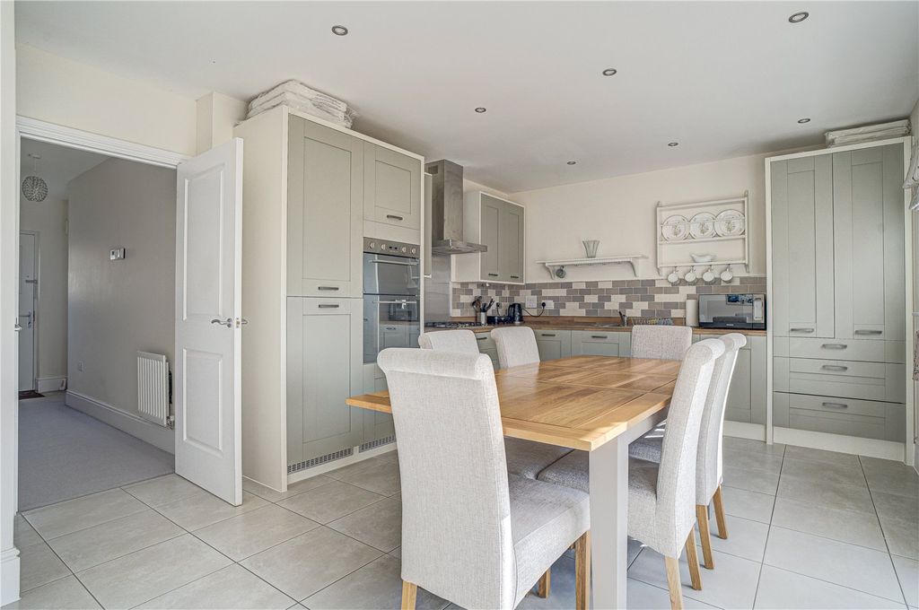 Property photo 3 of 11 Picture No. 04