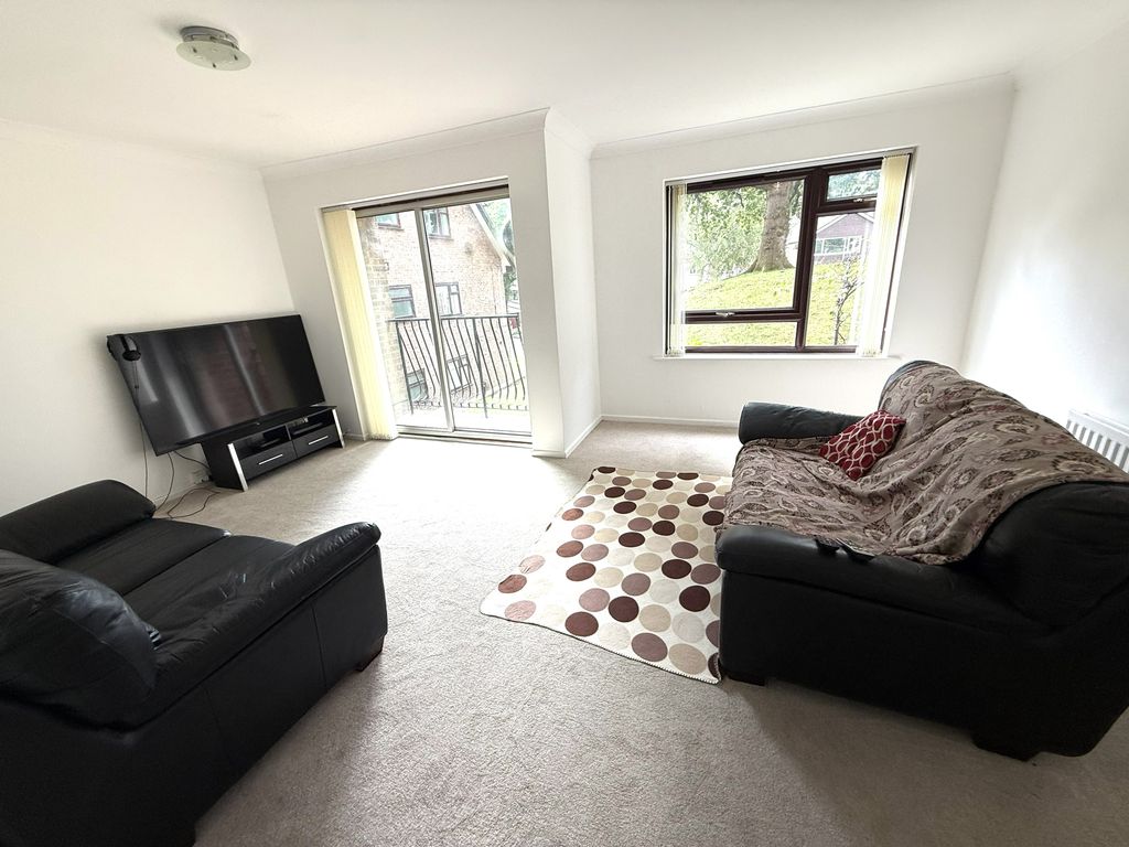Property photo 3 of 10