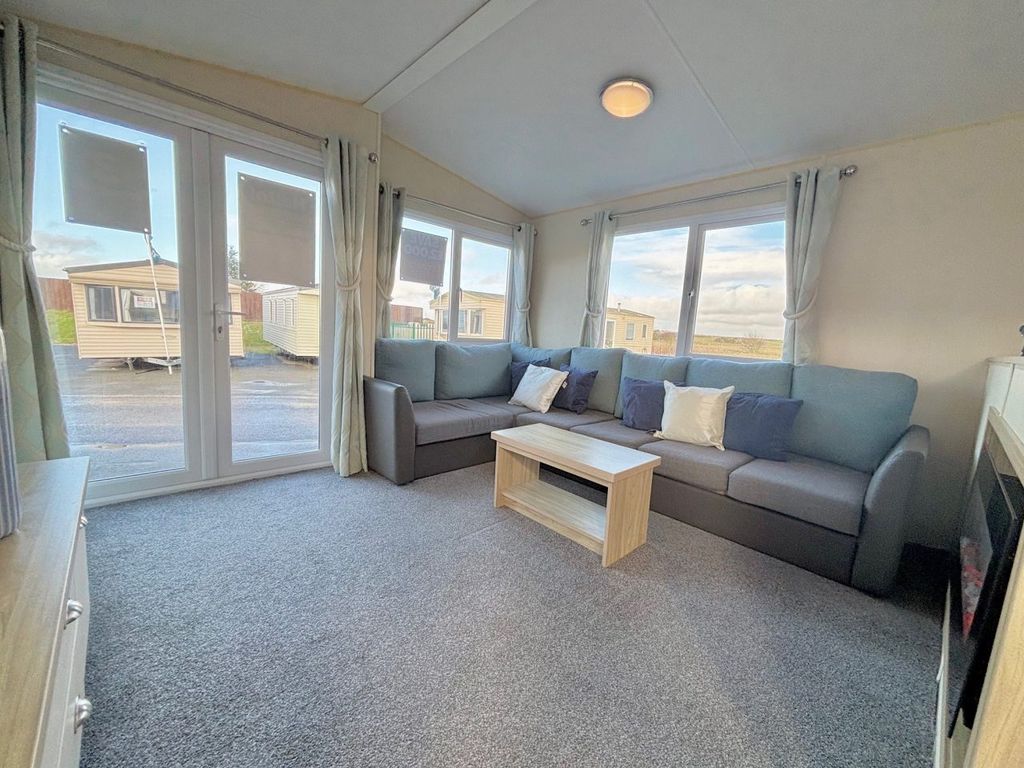 Property photo 2 of 16 Regal Tempo 2016 Car0063587 128788214.Jpeg