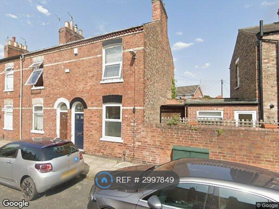 Property photo 1 of 9