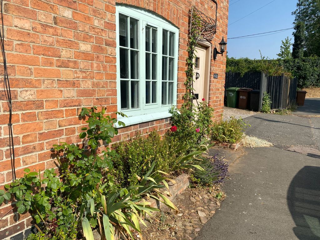 Property photo 3 of 20