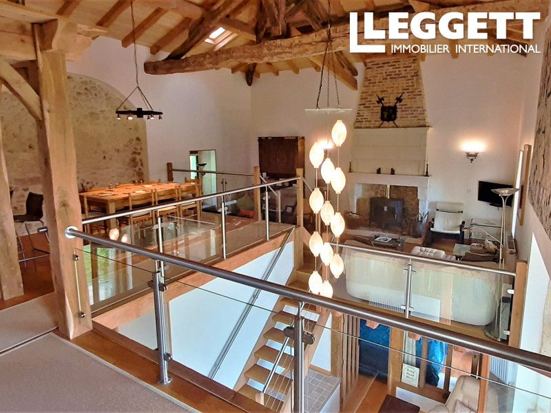 Property photo 3 of 10