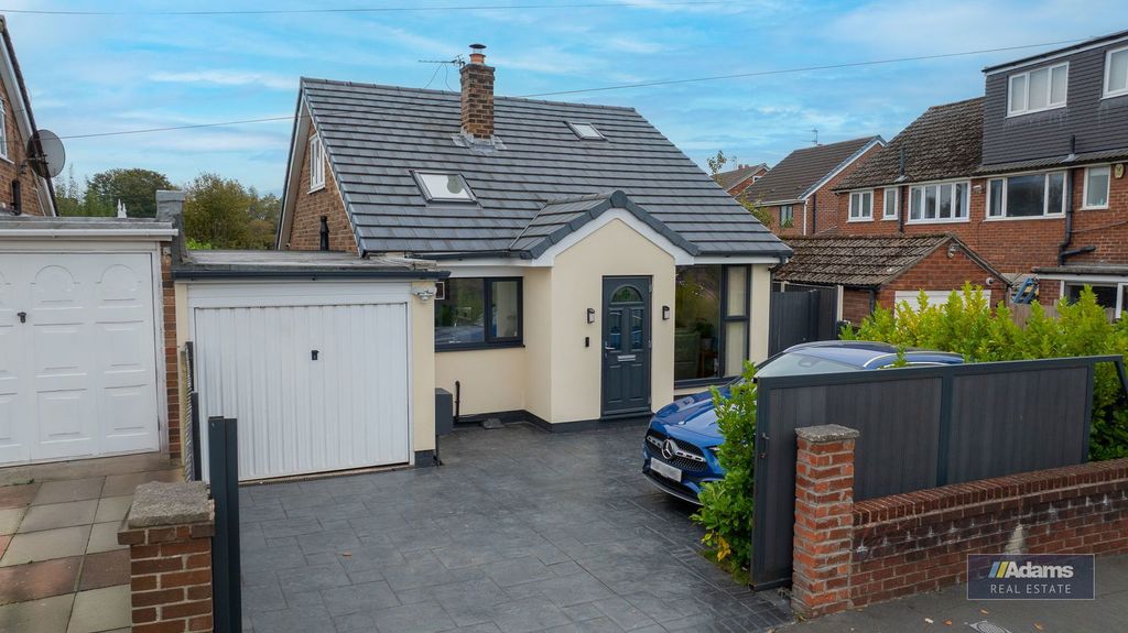 Property photo 1 of 34