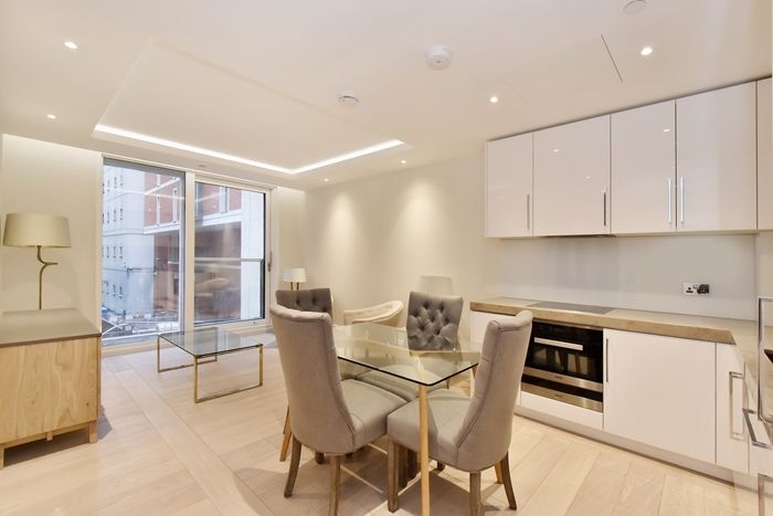 Property photo 2 of 25