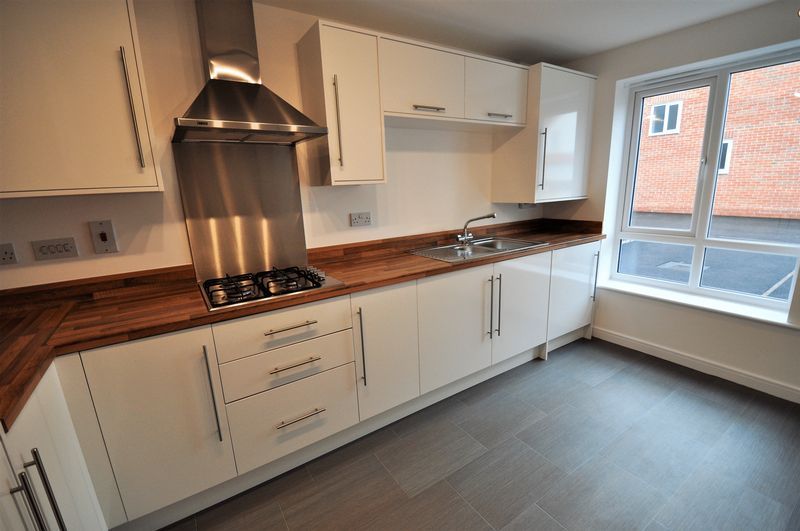 Property photo 2 of 13 Breakfast Kitchen