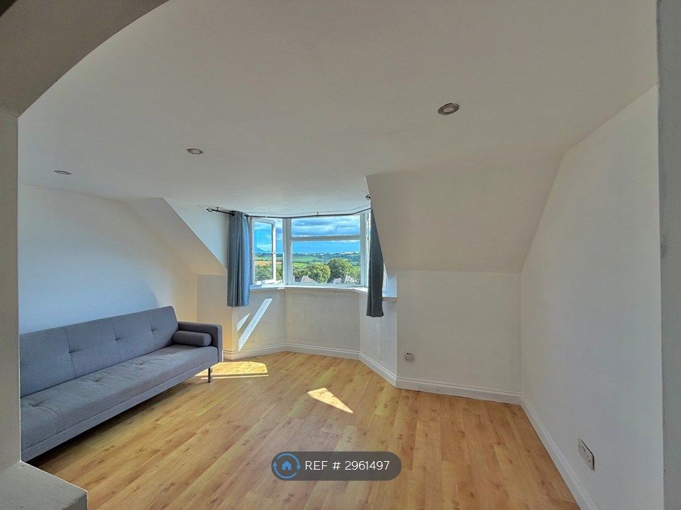 Property photo 1 of 12 Living Room With Far Reaching Views