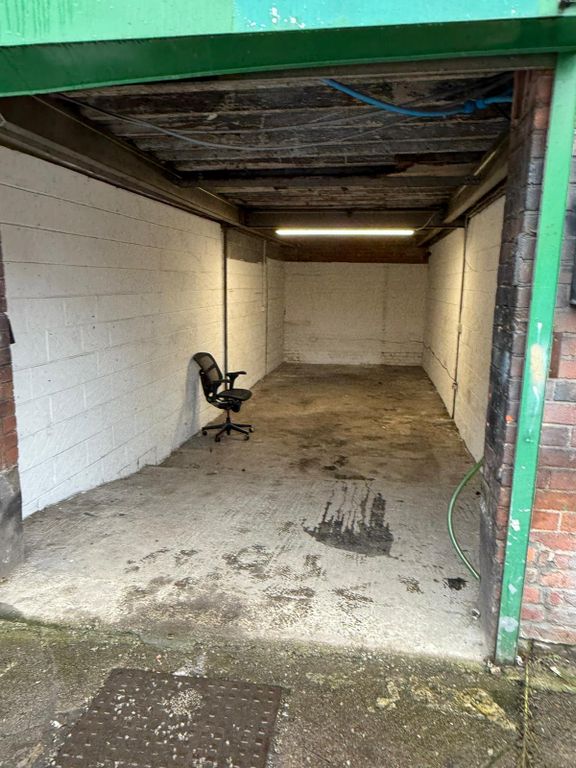 Property photo 2 of 2