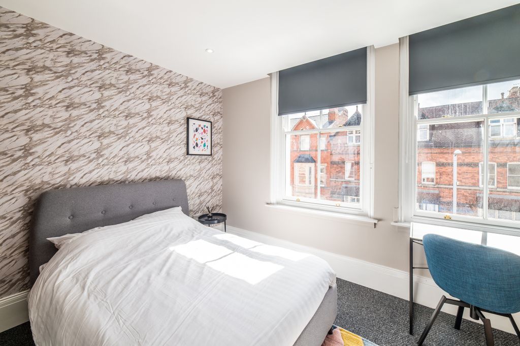 Property photo 2 of 18 Canning Place A201-008