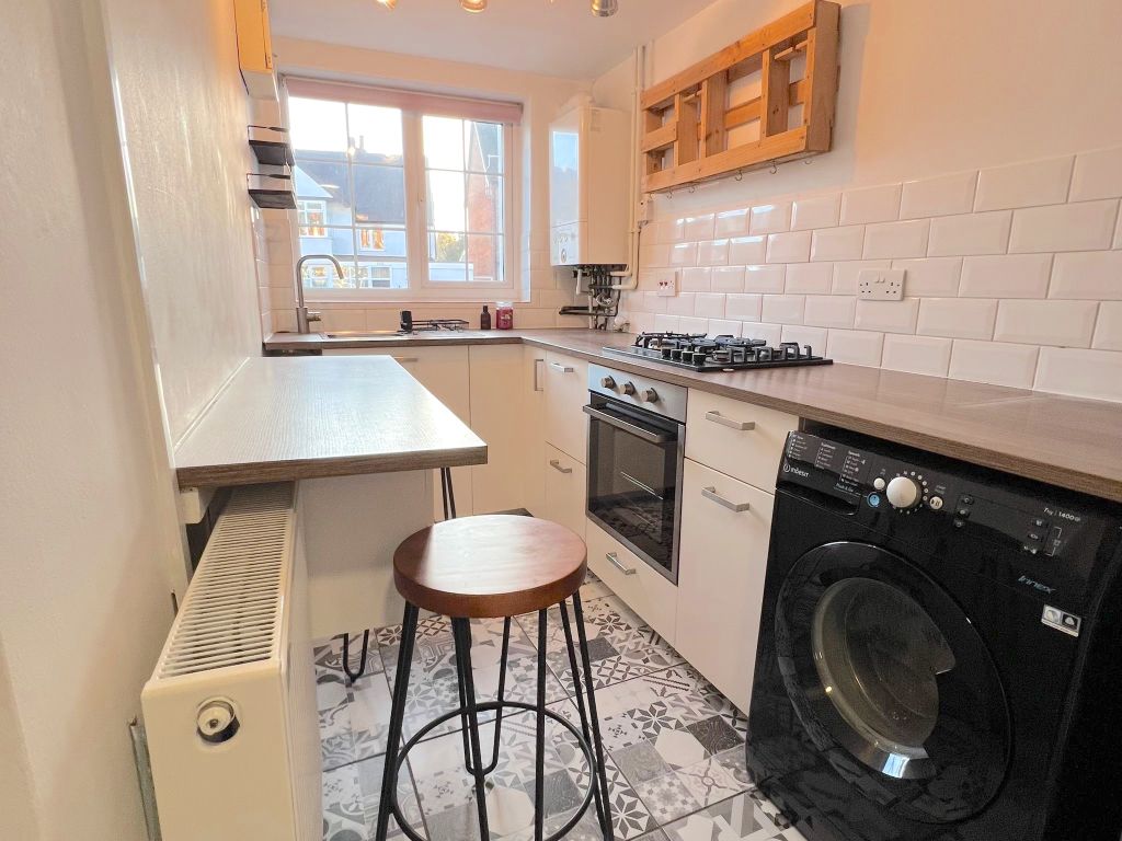 Property photo 3 of 9