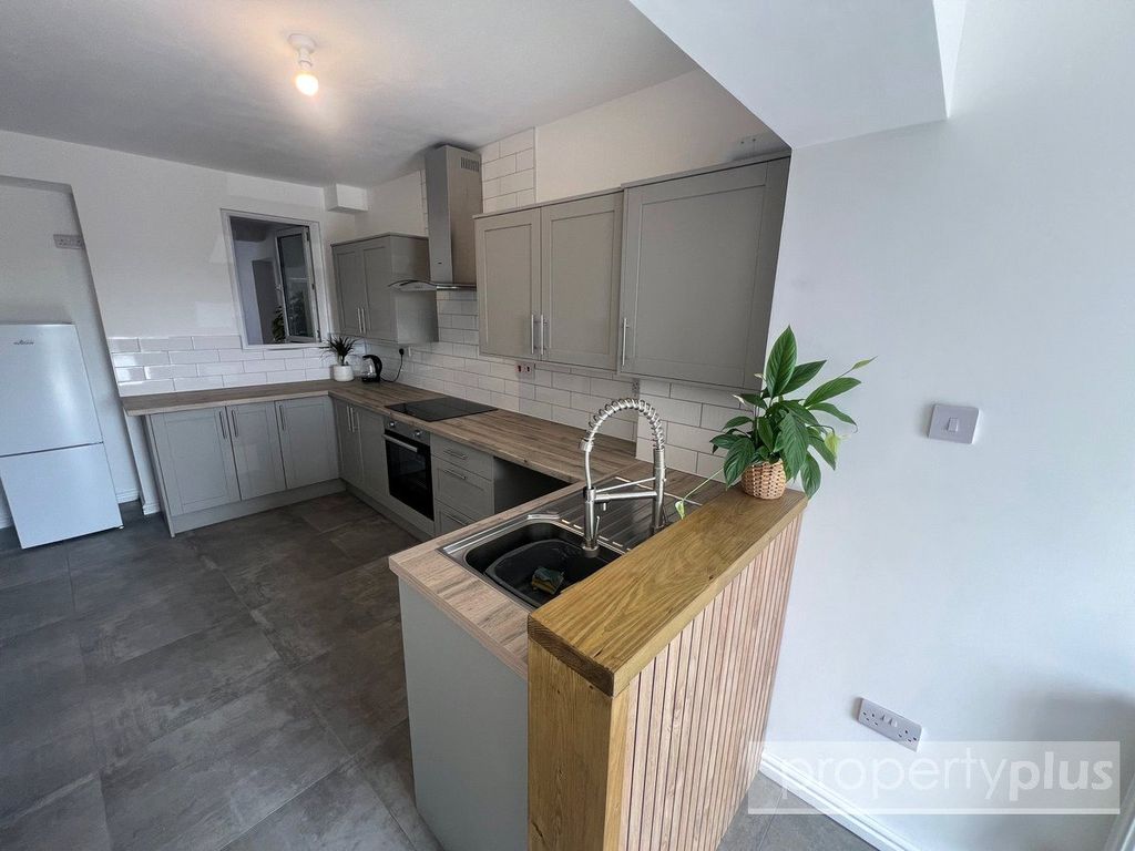 Property photo 3 of 14 Picture No. 07