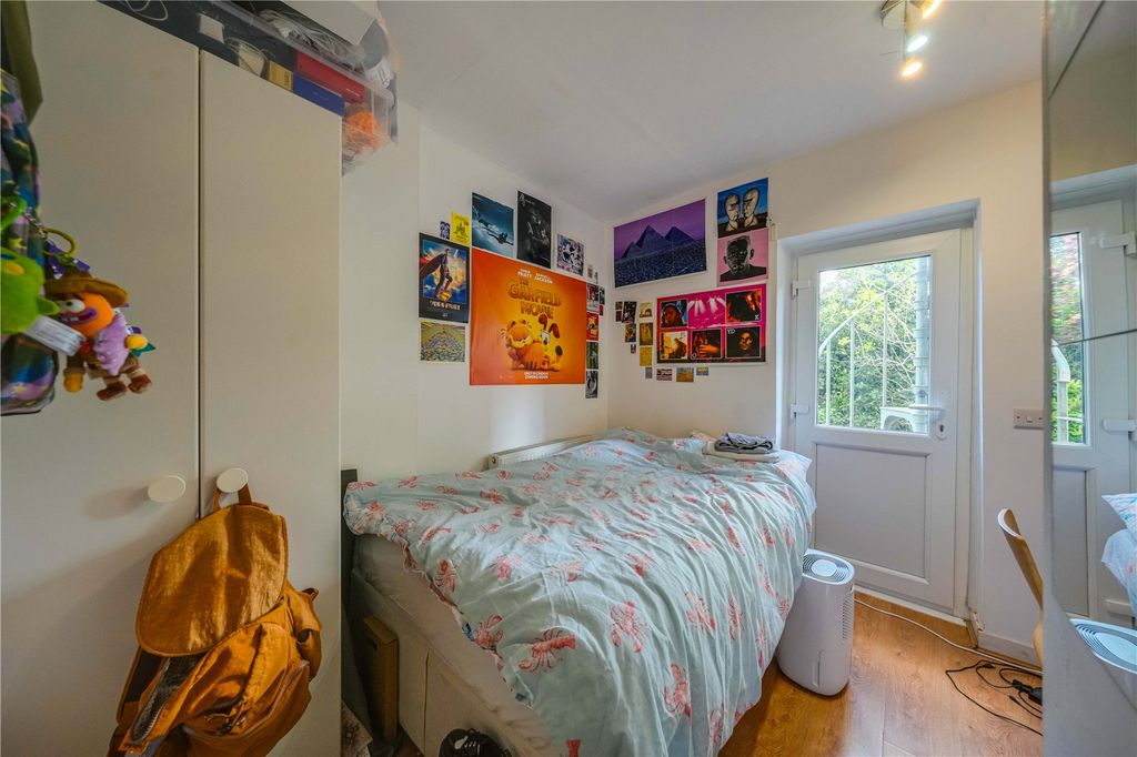 Property photo 1 of 16 Picture No. 30