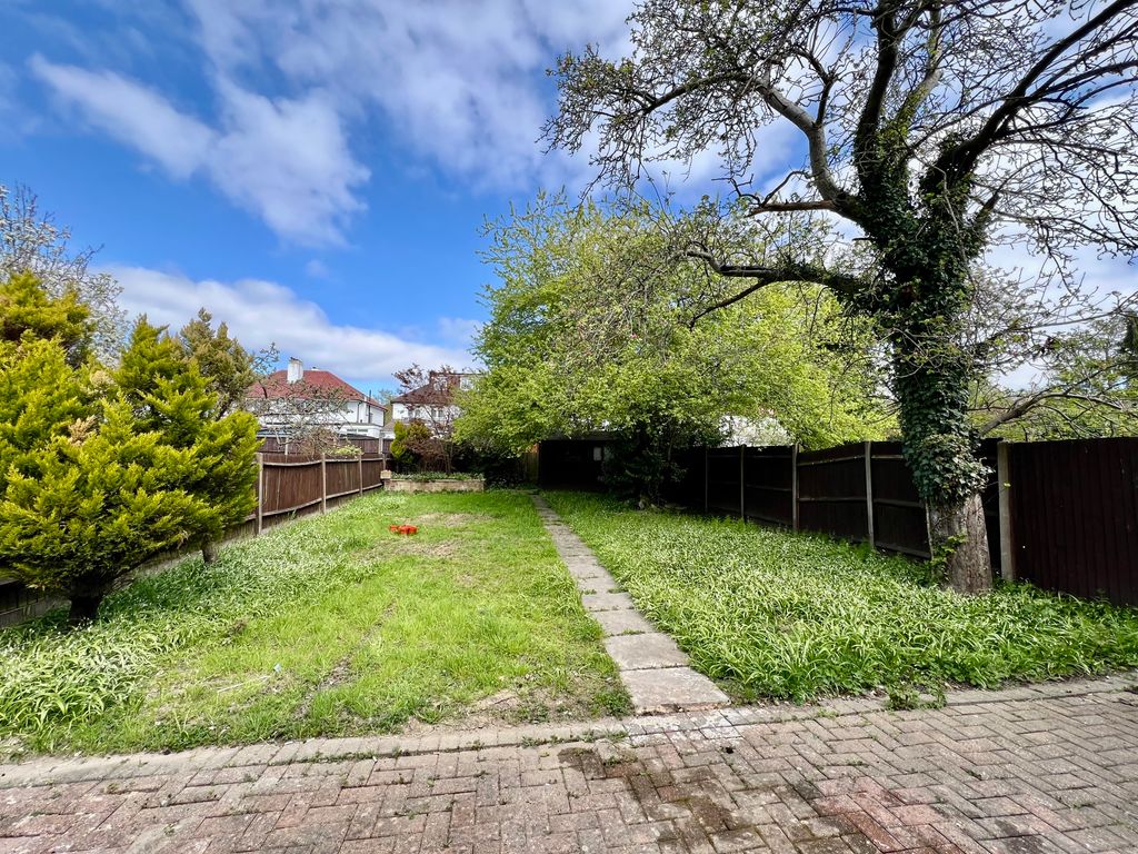 Property photo 2 of 18 Img_4558