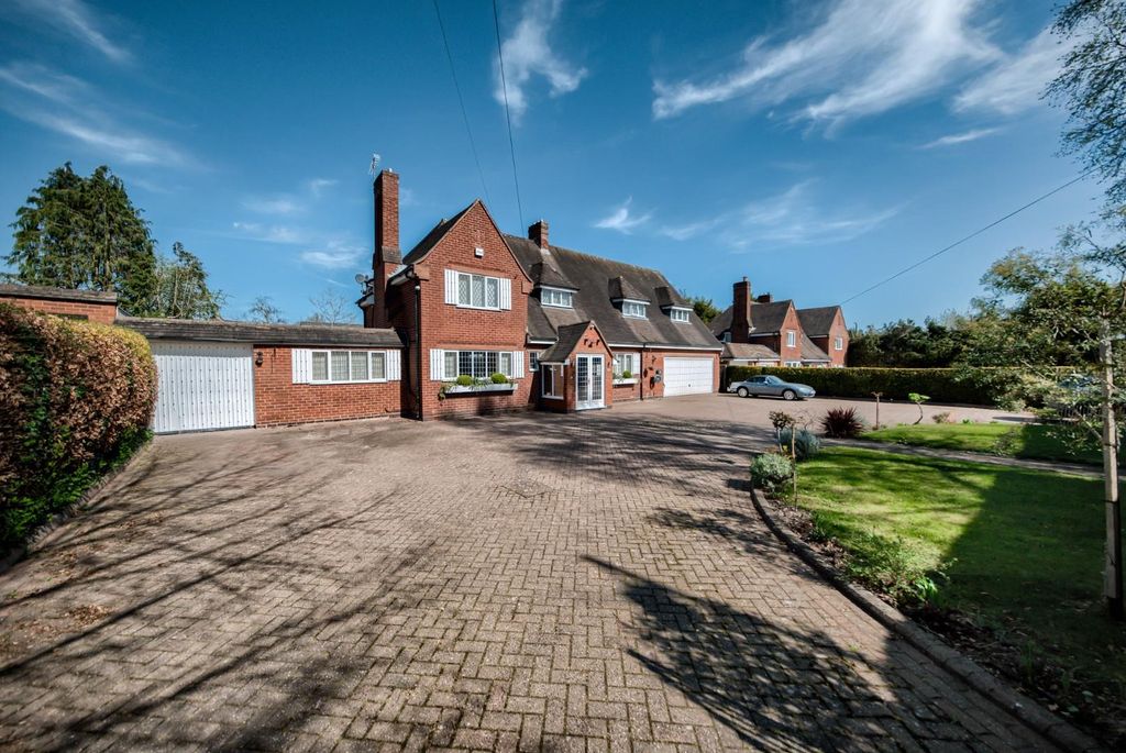 Property photo 1 of 28 Frontage